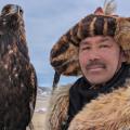 chasseur kazakh avec son aigle